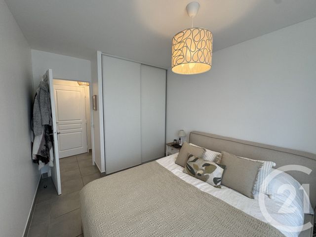 Appartement T3 à louer - 3 pièces - 61.75 m2 - ALLAUCH - 13 - PROVENCE-ALPES-COTE-D-AZUR - Century 21 Alphée Sga