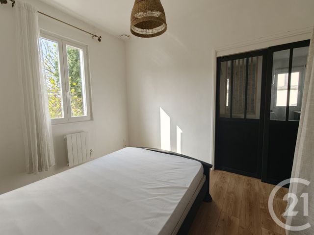 Appartement T2 à vendre - 2 pièces - 32.55 m2 - MARSEILLE - 13010 - PROVENCE-ALPES-COTE-D-AZUR - Century 21 Alphée Sga