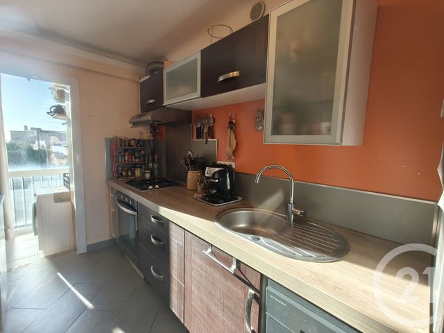 Appartement F3 à vendre - 3 pièces - 51.02 m2 - MARSEILLE - 13012 - PROVENCE-ALPES-COTE-D-AZUR - Century 21 Alphée Sga