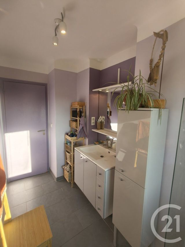 Appartement F3 à vendre - 3 pièces - 51.02 m2 - MARSEILLE - 13012 - PROVENCE-ALPES-COTE-D-AZUR - Century 21 Alphée Sga