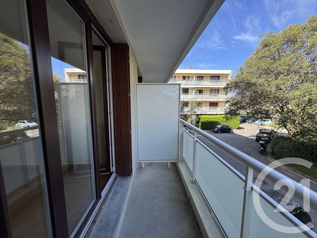 Appartement T2 à louer - 2 pièces - 55.69 m2 - MARSEILLE - 13012 - PROVENCE-ALPES-COTE-D-AZUR - Century 21 Alphée Sga