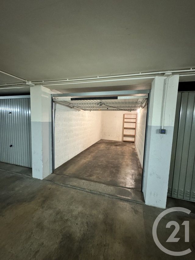 Parking à louer MARSEILLE