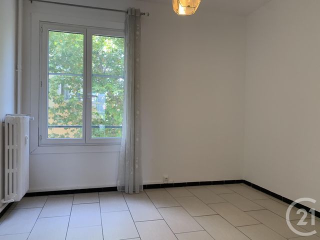 Appartement F3 à louer - 3 pièces - 57.51 m2 - MARSEILLE - 13012 - PROVENCE-ALPES-COTE-D-AZUR - Century 21 Alphée Sga
