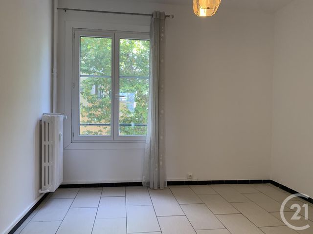 Appartement F3 à louer - 3 pièces - 57.51 m2 - MARSEILLE - 13012 - PROVENCE-ALPES-COTE-D-AZUR - Century 21 Alphée Sga