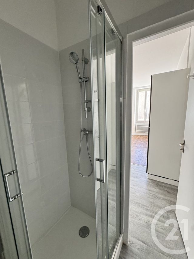 Appartement T2 à louer - 2 pièces - 35.48 m2 - MARSEILLE - 13005 - PROVENCE-ALPES-COTE-D-AZUR - Century 21 Alphée Sga