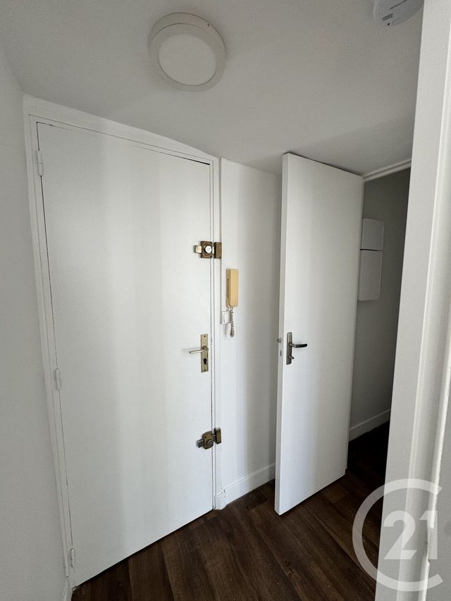 Appartement T2 à louer - 2 pièces - 35.48 m2 - MARSEILLE - 13005 - PROVENCE-ALPES-COTE-D-AZUR - Century 21 Alphée Sga