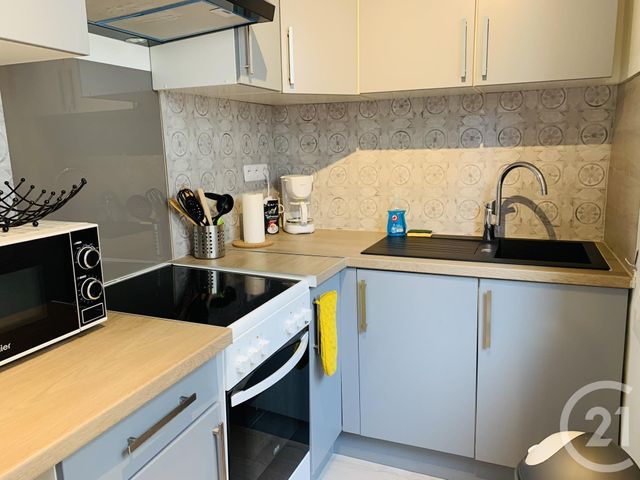 Appartement Studio à louer - 1 pièce - 33.87 m2 - MARSEILLE - 13005 - PROVENCE-ALPES-COTE-D-AZUR - Century 21 Alphée Sga