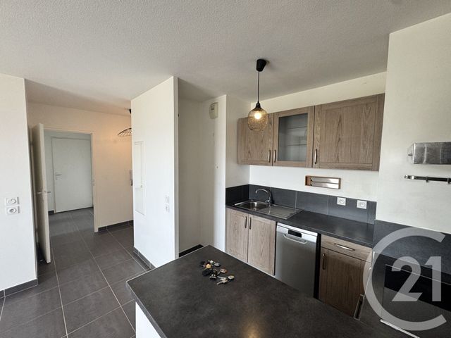Appartement T3 à louer - 3 pièces - 57.36 m2 - MARSEILLE - 13012 - PROVENCE-ALPES-COTE-D-AZUR - Century 21 Alphée Sga