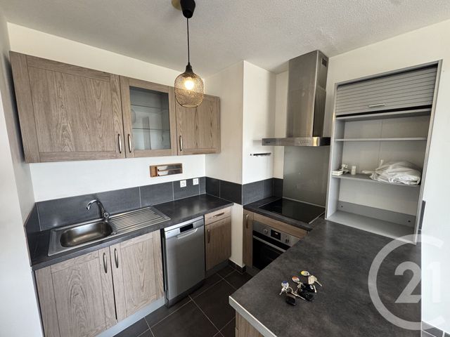 Appartement T3 à louer - 3 pièces - 57.36 m2 - MARSEILLE - 13012 - PROVENCE-ALPES-COTE-D-AZUR - Century 21 Alphée Sga