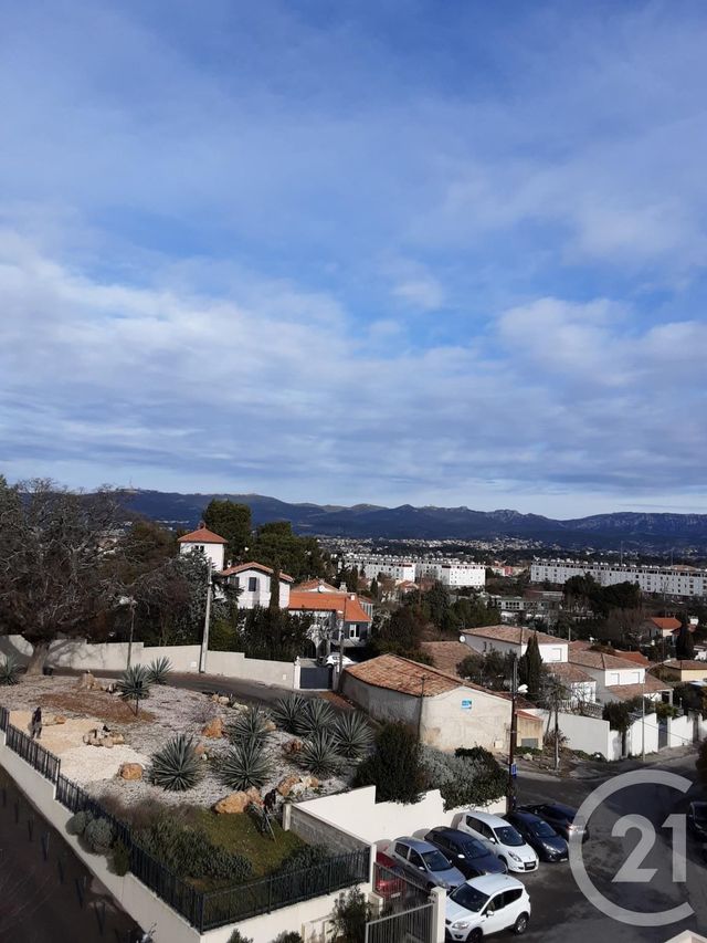 Appartement T3 à louer - 3 pièces - 57.36 m2 - MARSEILLE - 13012 - PROVENCE-ALPES-COTE-D-AZUR - Century 21 Alphée Sga