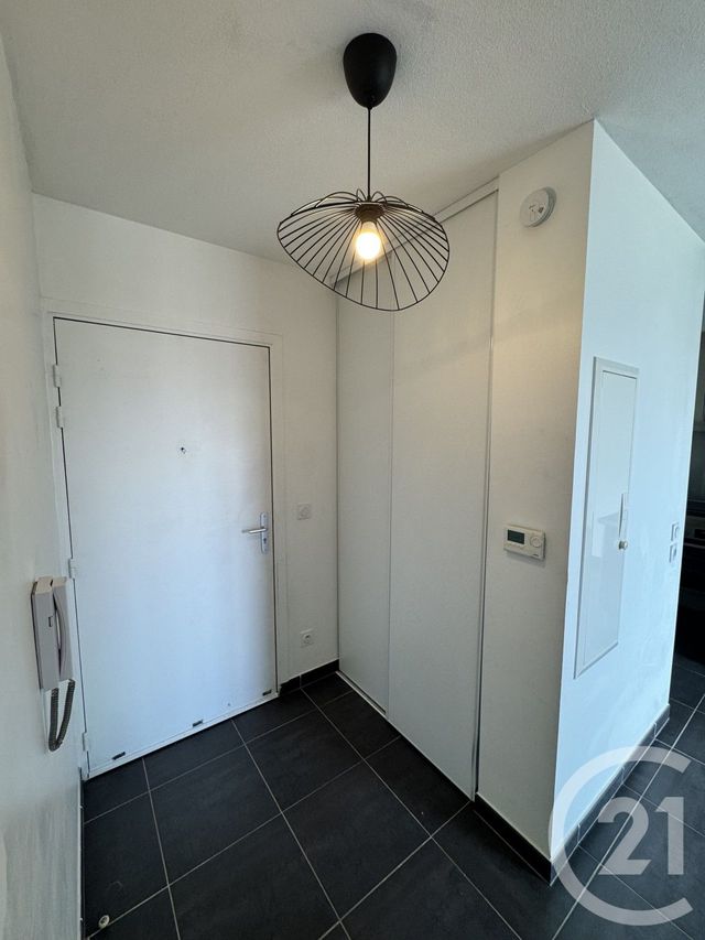 Appartement T3 à louer - 3 pièces - 57.36 m2 - MARSEILLE - 13012 - PROVENCE-ALPES-COTE-D-AZUR - Century 21 Alphée Sga