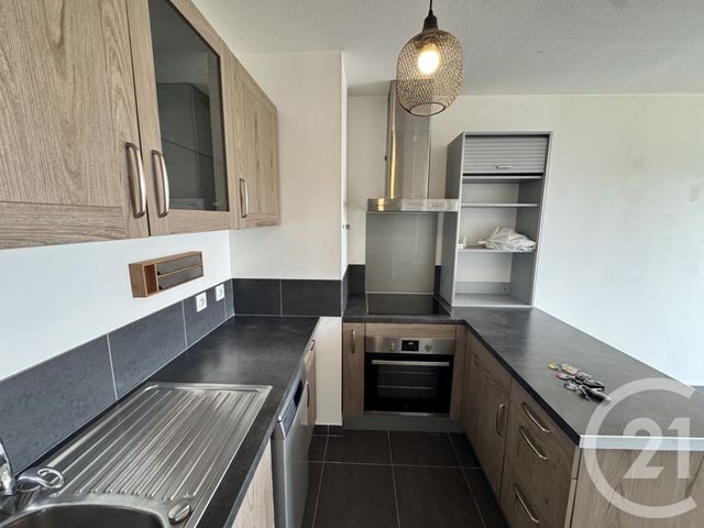 Appartement T3 à louer - 3 pièces - 57.36 m2 - MARSEILLE - 13012 - PROVENCE-ALPES-COTE-D-AZUR - Century 21 Alphée Sga
