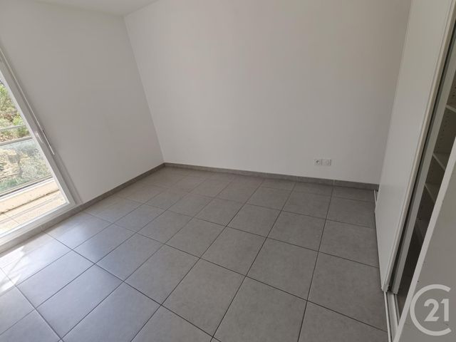 Appartement T3 à vendre - 3 pièces - 59.64 m2 - MARSEILLE - 13012 - PROVENCE-ALPES-COTE-D-AZUR - Century 21 Alphée Sga