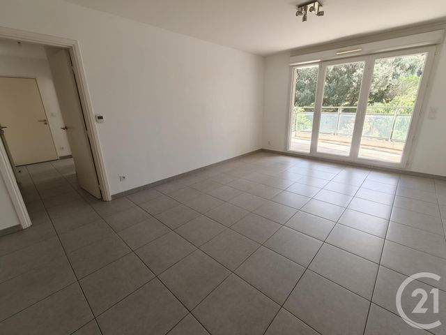 Appartement T3 à vendre - 3 pièces - 59.64 m2 - MARSEILLE - 13012 - PROVENCE-ALPES-COTE-D-AZUR - Century 21 Alphée Sga