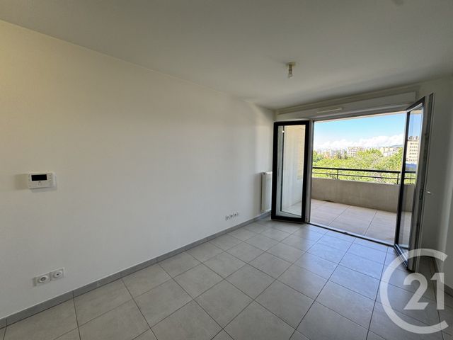 Appartement T2 à louer - 2 pièces - 33.46 m2 - MARSEILLE - 13010 - PROVENCE-ALPES-COTE-D-AZUR - Century 21 Alphée Sga