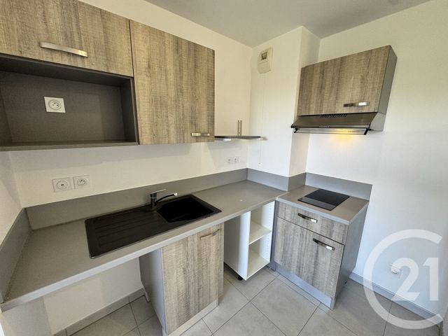 Appartement T2 à louer - 2 pièces - 33.46 m2 - MARSEILLE - 13010 - PROVENCE-ALPES-COTE-D-AZUR - Century 21 Alphée Sga