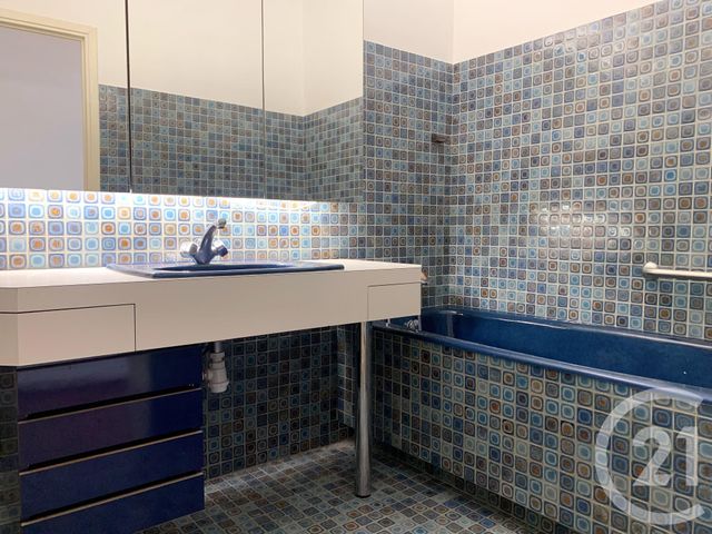 Appartement T4 à louer - 4 pièces - 84.67 m2 - MARSEILLE - 13004 - PROVENCE-ALPES-COTE-D-AZUR - Century 21 Alphée Sga