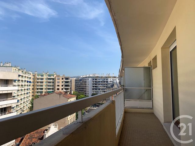 Appartement T4 à louer - 4 pièces - 84.67 m2 - MARSEILLE - 13004 - PROVENCE-ALPES-COTE-D-AZUR - Century 21 Alphée Sga