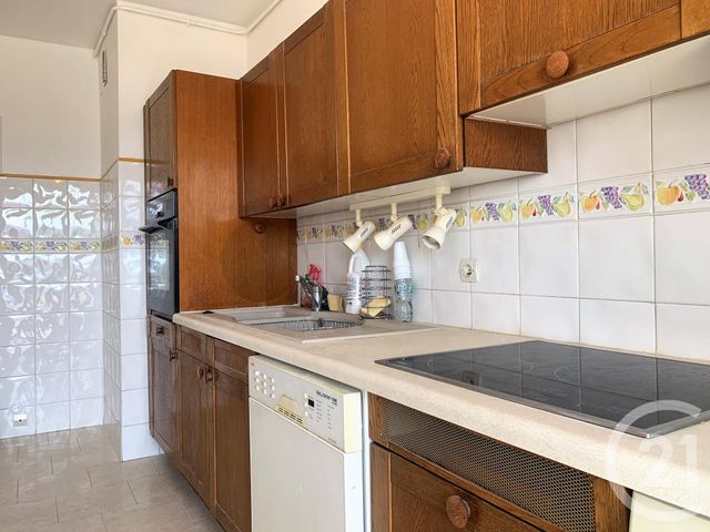Appartement T4 à louer - 4 pièces - 84.67 m2 - MARSEILLE - 13004 - PROVENCE-ALPES-COTE-D-AZUR - Century 21 Alphée Sga