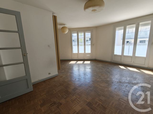 Appartement Studio à vendre - 1 pièce - 37.02 m2 - MARSEILLE - 13007 - PROVENCE-ALPES-COTE-D-AZUR - Century 21 Alphée Sga