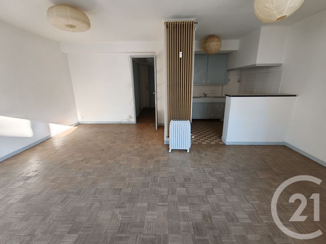 Appartement Studio à vendre - 1 pièce - 37.02 m2 - MARSEILLE - 13007 - PROVENCE-ALPES-COTE-D-AZUR - Century 21 Alphée Sga