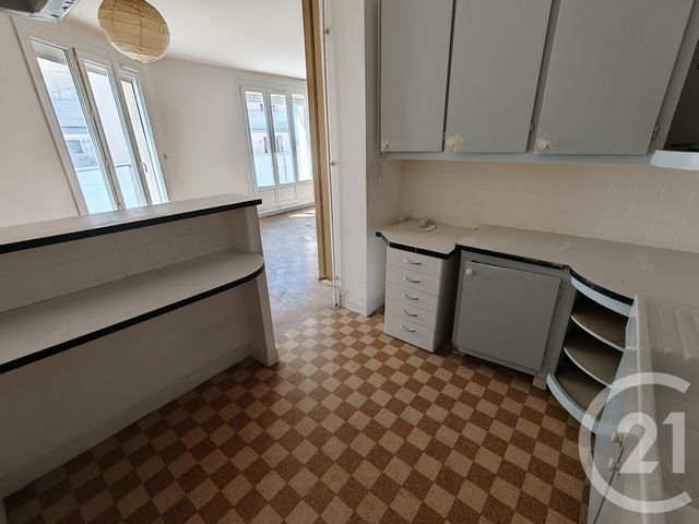 Appartement Studio à vendre - 1 pièce - 37.02 m2 - MARSEILLE - 13007 - PROVENCE-ALPES-COTE-D-AZUR - Century 21 Alphée Sga