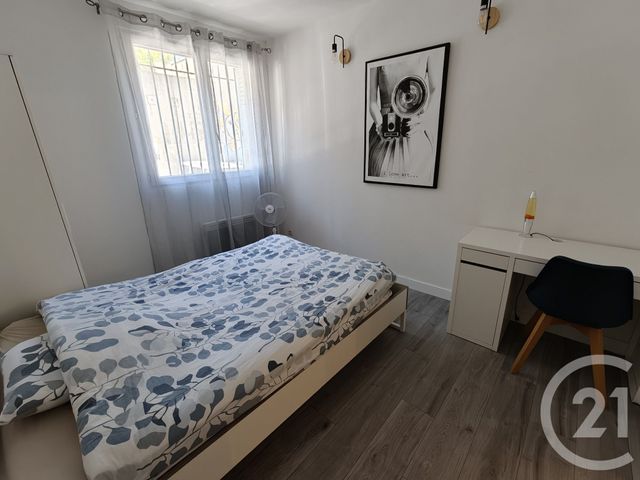 Appartement T5 à vendre - 6 pièces - 121.51 m2 - MARSEILLE - 13003 - PROVENCE-ALPES-COTE-D-AZUR - Century 21 Alphée Sga