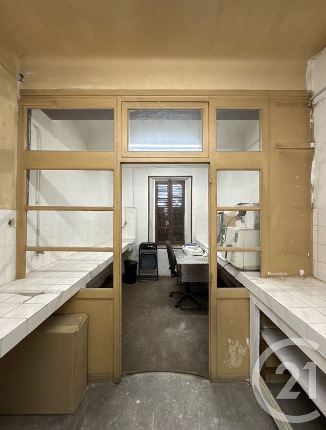 Appartement Local à louer - 2 pièces - 22.9 m2 - MARSEILLE - 13005 - PROVENCE-ALPES-COTE-D-AZUR - Century 21 Alphée Sga