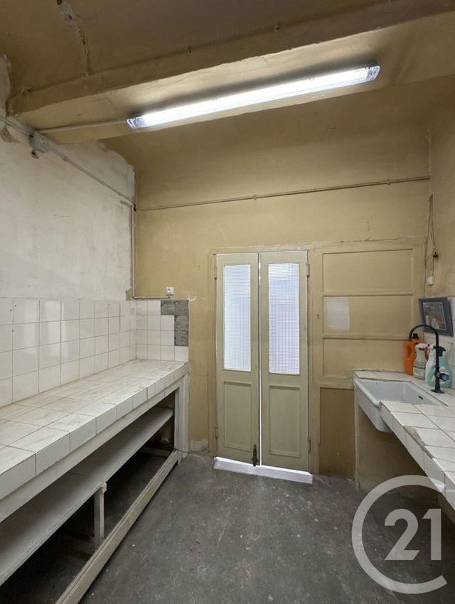 Appartement Local à louer - 2 pièces - 22.9 m2 - MARSEILLE - 13005 - PROVENCE-ALPES-COTE-D-AZUR - Century 21 Alphée Sga