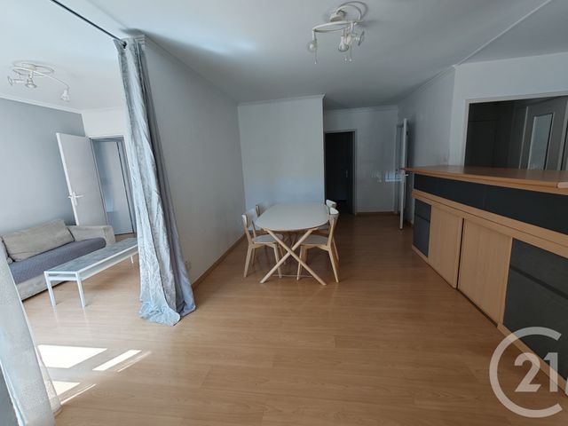 Appartement T4 à vendre - 4 pièces - 78.95 m2 - MARSEILLE - 13012 - PROVENCE-ALPES-COTE-D-AZUR - Century 21 Alphée Sga