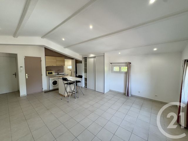 Appartement Studio à louer - 1 pièce - 31.65 m2 - MARSEILLE - 13012 - PROVENCE-ALPES-COTE-D-AZUR - Century 21 Alphée Sga