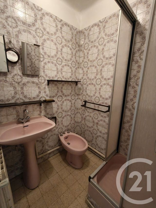 Appartement F4 à vendre - 4 pièces - 62.33 m2 - MARSEILLE - 13004 - PROVENCE-ALPES-COTE-D-AZUR - Century 21 Alphée Sga