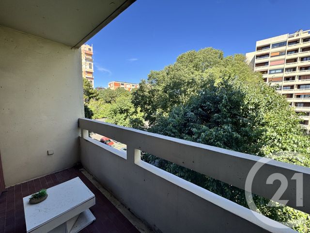 Appartement T4 à louer - 4 pièces - 77.75 m2 - MARSEILLE - 13012 - PROVENCE-ALPES-COTE-D-AZUR - Century 21 Alphée Sga
