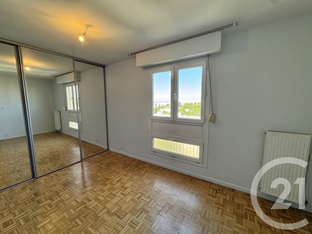 Appartement T4 à louer - 4 pièces - 89.56 m2 - MARSEILLE - 13012 - PROVENCE-ALPES-COTE-D-AZUR - Century 21 Alphée Sga