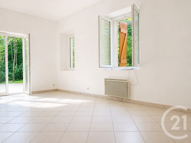 maison à louer - 4 pièces - 71.64 m2 - MARSEILLE - 13011 - PROVENCE-ALPES-COTE-D-AZUR - Century 21 Alphée Sga