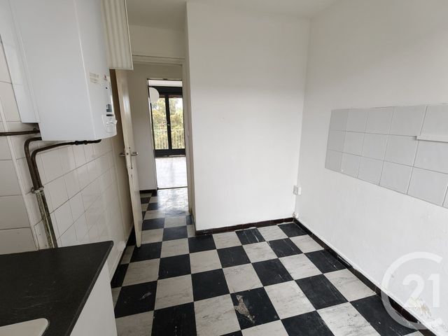 Appartement T3 à vendre - 3 pièces - 52.02 m2 - MARSEILLE - 13010 - PROVENCE-ALPES-COTE-D-AZUR - Century 21 Alphée Sga