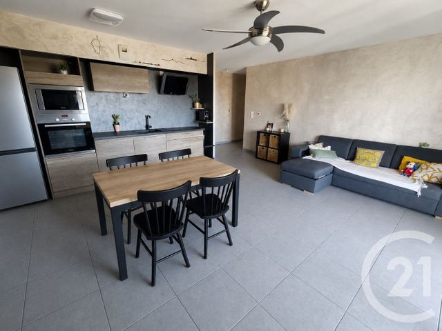 Appartement T3 à vendre - 3 pièces - 63.47 m2 - MARSEILLE - 13012 - PROVENCE-ALPES-COTE-D-AZUR - Century 21 Alphée Sga