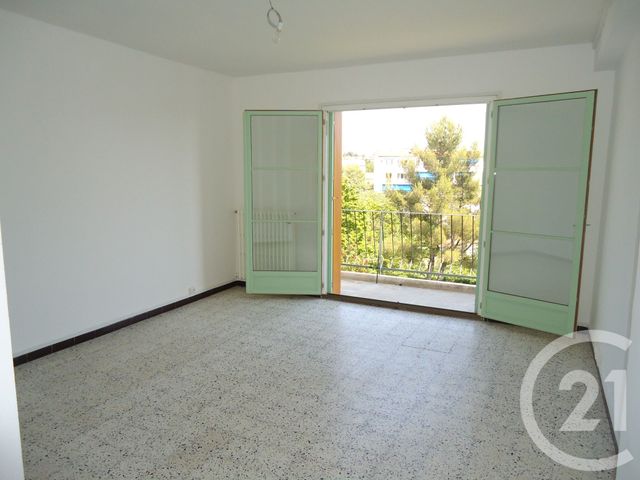 Appartement T3 à louer - 3 pièces - 58.78 m2 - MARSEILLE - 13012 - PROVENCE-ALPES-COTE-D-AZUR - Century 21 Alphée Sga