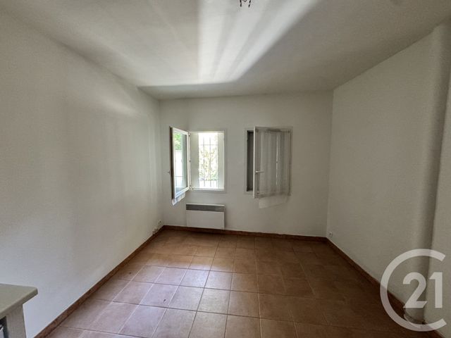 Appartement Studio à louer MARSEILLE
