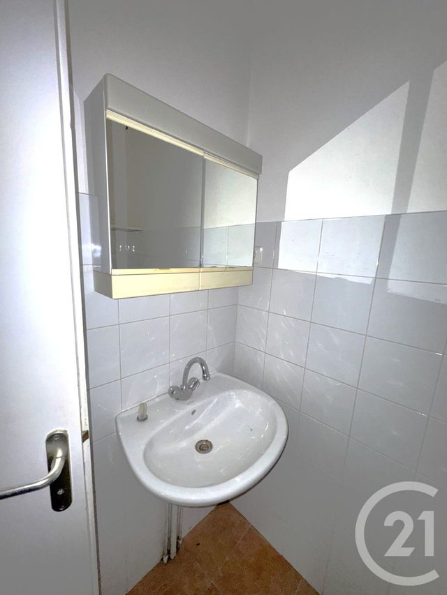 Appartement Studio à louer - 1 pièce - 18.02 m2 - MARSEILLE - 13011 - PROVENCE-ALPES-COTE-D-AZUR - Century 21 Alphée Sga