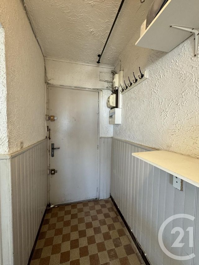 Appartement T2 à louer - 2 pièces - 43.08 m2 - MARSEILLE - 13004 - PROVENCE-ALPES-COTE-D-AZUR - Century 21 Alphée Sga