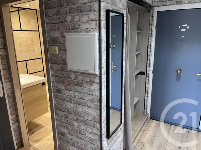 Appartement Studio à louer - 1 pièce - 26.55 m2 - AUBAGNE - 13 - PROVENCE-ALPES-COTE-D-AZUR - Century 21 Alphée Sga
