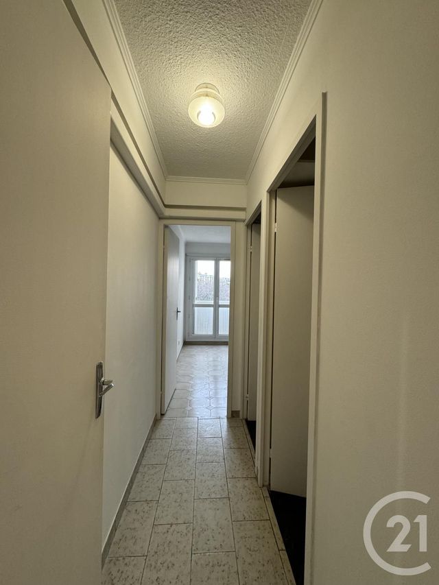 Appartement T2 à louer - 2 pièces - 57.08 m2 - MARSEILLE - 13011 - PROVENCE-ALPES-COTE-D-AZUR - Century 21 Alphée Sga