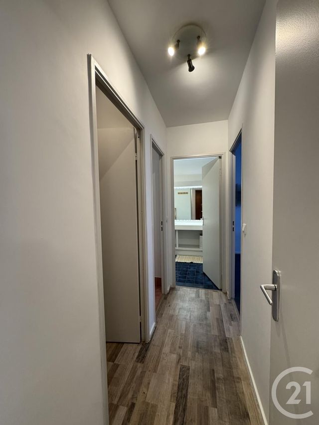 Appartement T2 à louer - 2 pièces - 55.23 m2 - MARSEILLE - 13009 - PROVENCE-ALPES-COTE-D-AZUR - Century 21 Alphée Sga