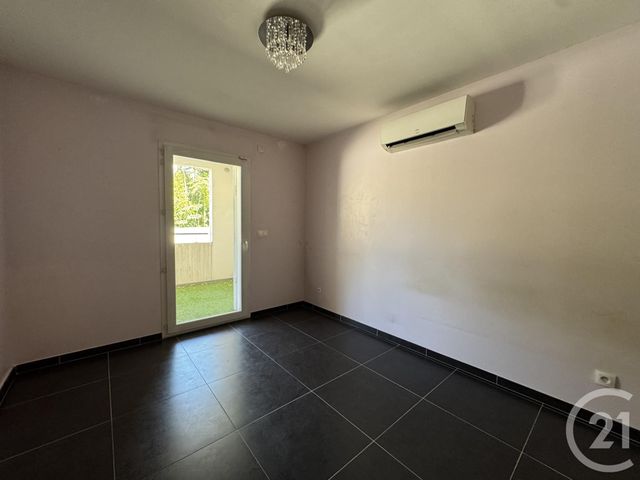Appartement T3/4 à louer - 4 pièces - 83.7 m2 - MARSEILLE - 13012 - PROVENCE-ALPES-COTE-D-AZUR - Century 21 Alphée Sga