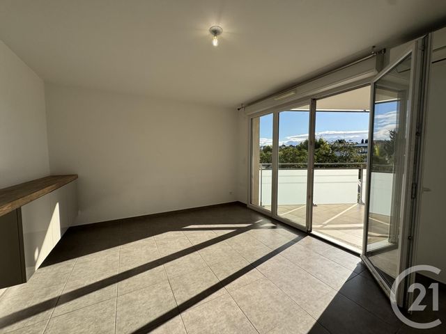 Appartement T3 à louer - 3 pièces - 60.4 m2 - MARSEILLE - 13012 - PROVENCE-ALPES-COTE-D-AZUR - Century 21 Alphée Sga
