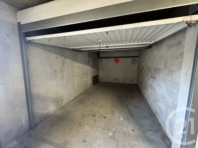 Appartement T2 à louer - 2 pièces - 45.0 m2 - MARSEILLE - 13013 - PROVENCE-ALPES-COTE-D-AZUR - Century 21 Alphée Sga
