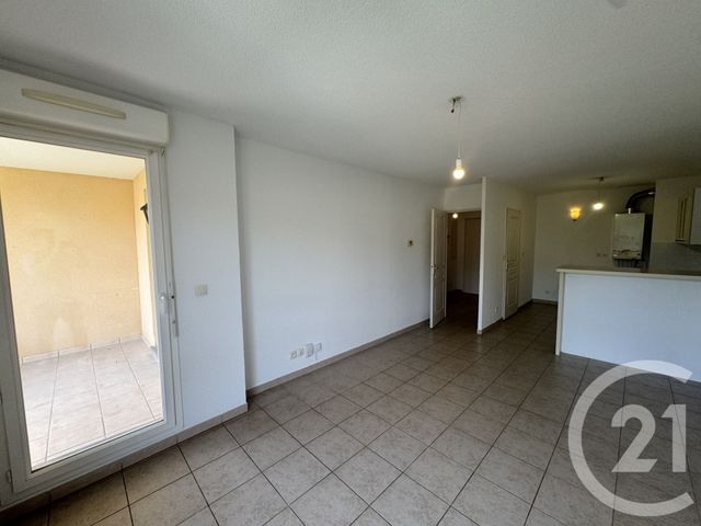 Appartement T2 à louer - 2 pièces - 45.0 m2 - MARSEILLE - 13013 - PROVENCE-ALPES-COTE-D-AZUR - Century 21 Alphée Sga