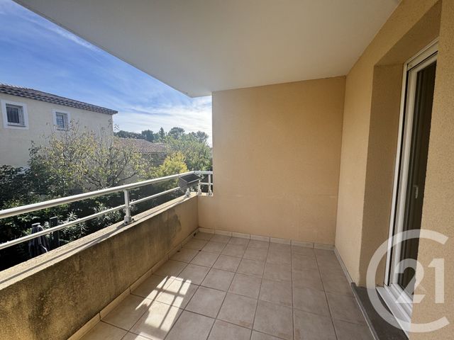Appartement T2 à louer - 2 pièces - 45.0 m2 - MARSEILLE - 13013 - PROVENCE-ALPES-COTE-D-AZUR - Century 21 Alphée Sga