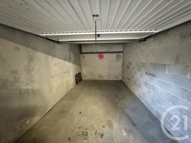 Appartement T2 à louer - 2 pièces - 45.0 m2 - MARSEILLE - 13013 - PROVENCE-ALPES-COTE-D-AZUR - Century 21 Alphée Sga